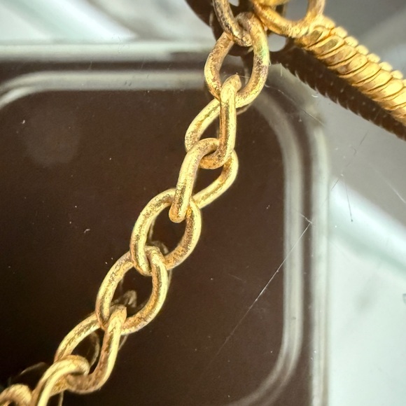 LOT 2224 18K gold plated Dior D Pendant Necklace - Picture 9 of 10